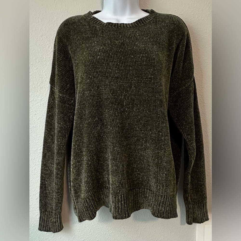 Forever 21 Women’s Olive Green Long Sleeve Sweater Size Small